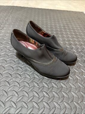 Abeo Bio Judith black elastic stretch pump heels women’s 8